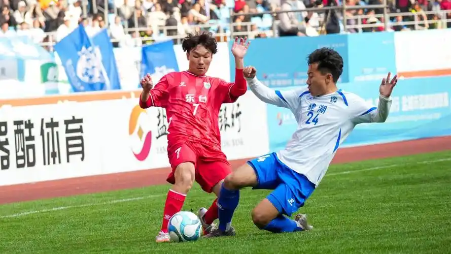 欧冠对决：巴塞罗那 VS 阿森纳